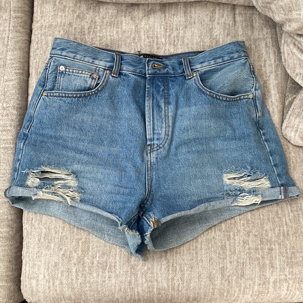 ASOS High Waist Denim Shorts - Light Blue - Picture 5 of 8